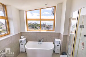 Photo 19- click for photo gallery